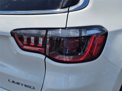 New 2026 Jeep Compass Limited AWD/4WD image 9