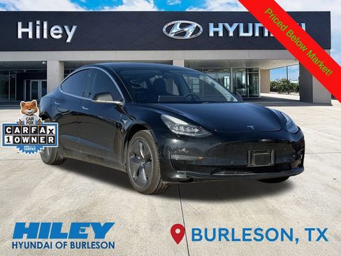 Used 2019 Tesla Model 3 Standard Range Plus image 1