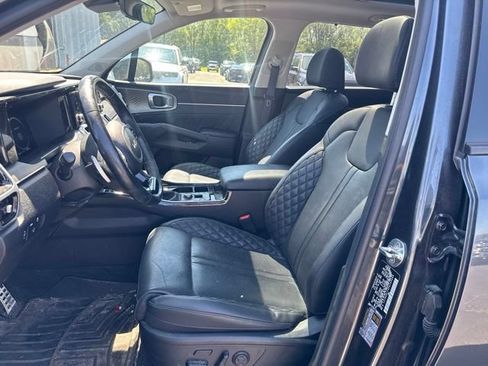 Used 2023 Kia Sorento SX AWD/4WD image 14