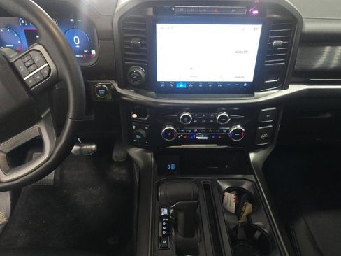 Used 2024 Ford F150 Lariat AWD/4WD image 11