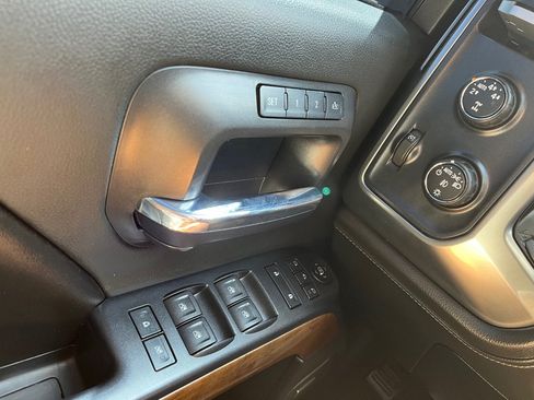 Used 2016 Chevrolet Silverado 1500 LTZ w/ Sport Package AWD/4WD image 22