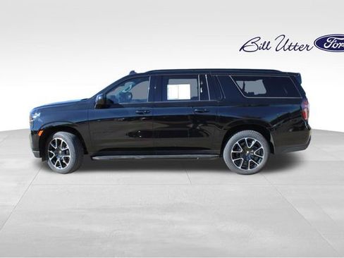 Used 2023 Chevrolet Suburban RST image 8