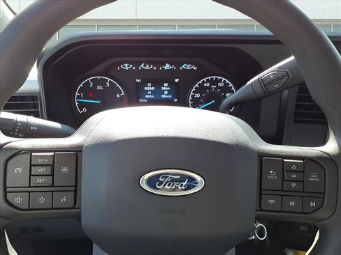 New 2025 Ford F550 4x4 Regular Cab Super Duty image 10