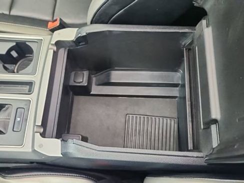 Used 2020 Ford F150 Raptor w/ Equipment Group 802A Luxury image 57