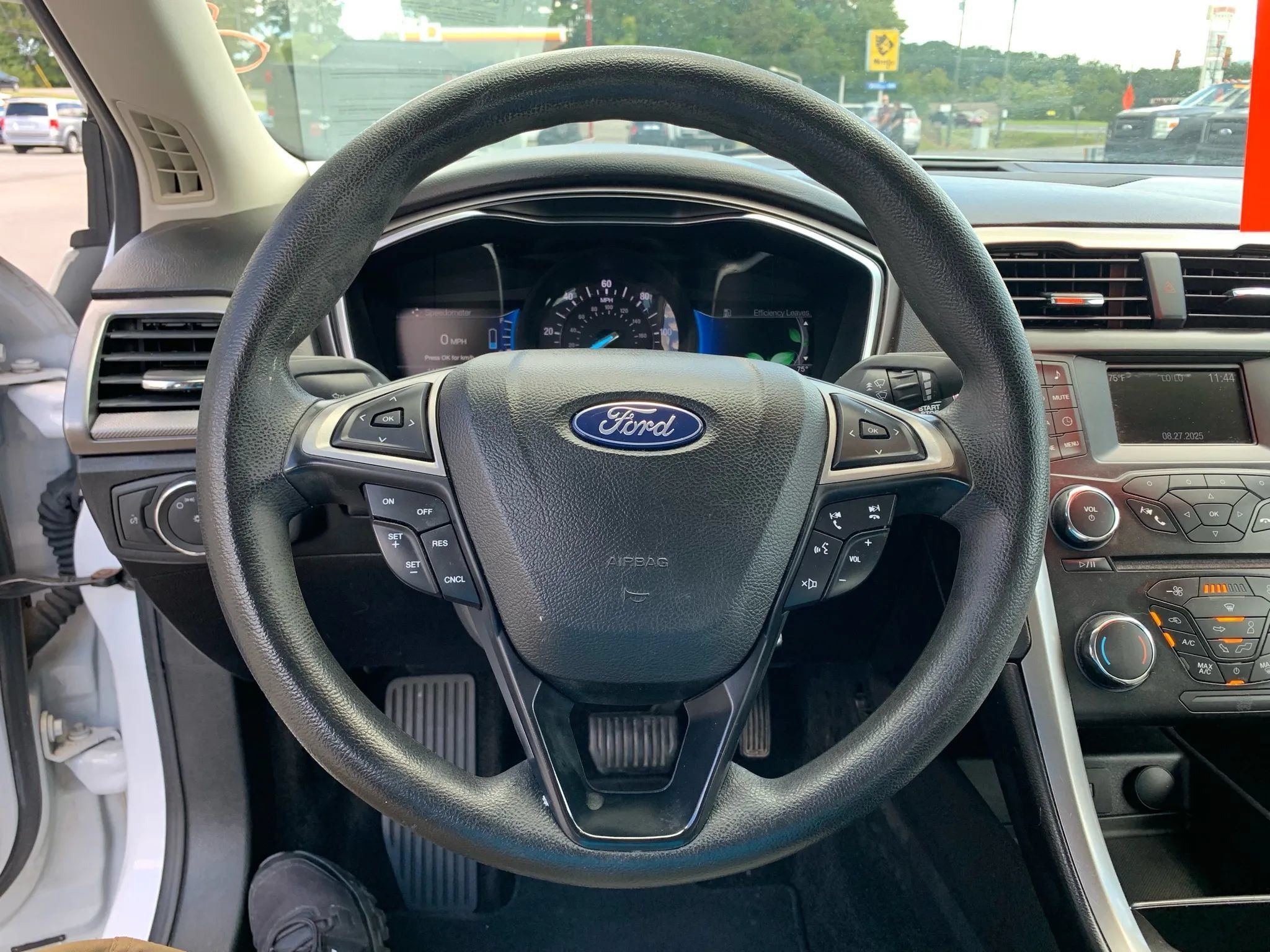 Used 2018 Ford Fusion S FWD image 10