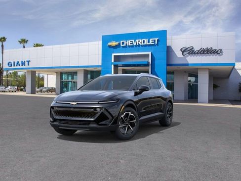 New 2026 Chevrolet Equinox EV LT image 9