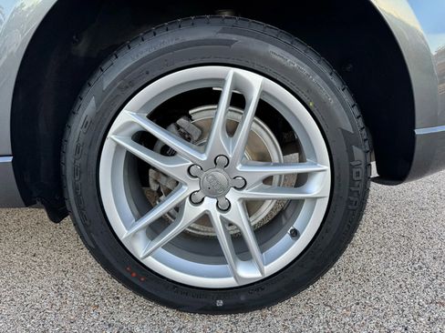 Used 2016 Audi Q5 2.0T Premium Plus w/ Technology Package image 16