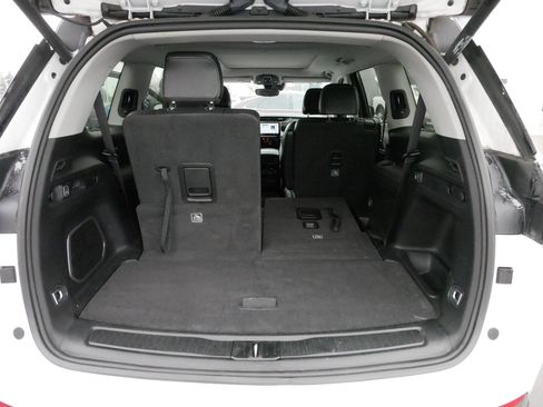 Used 2021 Jeep Grand Cherokee L Limited image 18