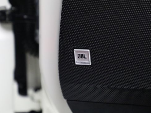 Certified 2021 Ferrari SF90 Stradale image 25