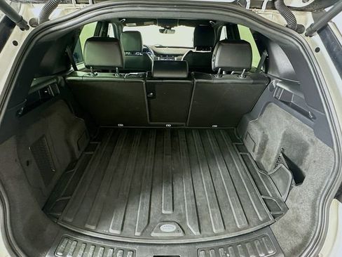 Used 2020 Land Rover Discovery Sport SE R-Dynamic image 27