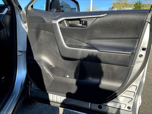 Used 2024 Toyota RAV4 LE image 22
