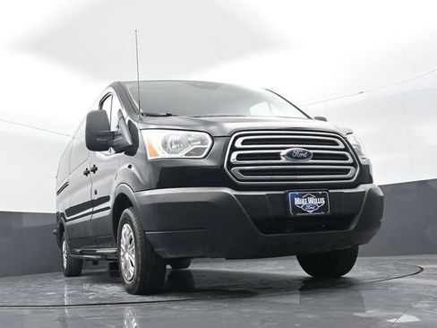 Certified 2019 Ford Transit 350 XLT image 18