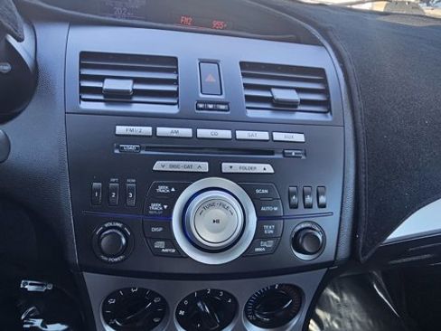 Used 2010 MAZDA MAZDA3 s Sport image 17