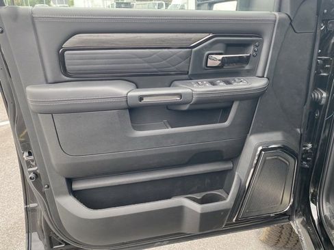 New 2026 RAM 2500 Limited image 12