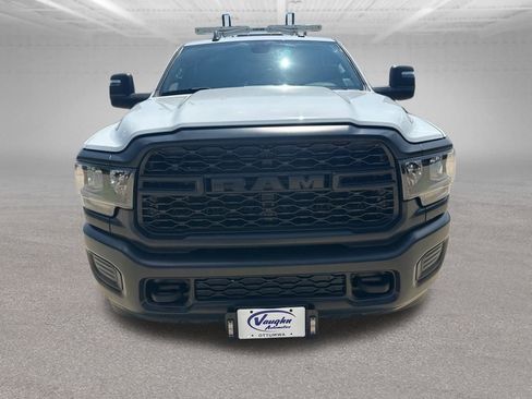 Used 2023 RAM 3500 Tradesman w/ Convenience Group image 5