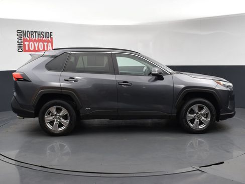 Used 2024 Toyota RAV4 LE AWD/4WD image 5