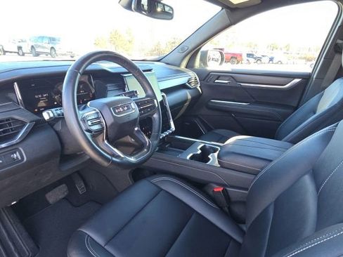 Used 2024 GMC Acadia Elevation image 26