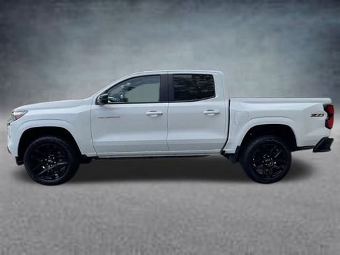 New 2025 Chevrolet Colorado Z71 w/ Technology Package AWD/4WD image 2