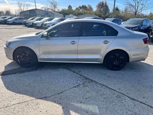 Used 2014 Volkswagen Jetta SE image 7