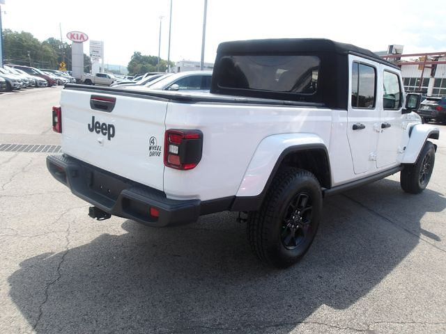 Used 2024 Jeep Gladiator Sport AWD/4WD image 7
