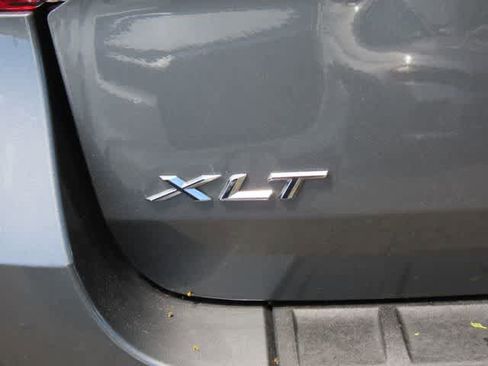 Used 2023 Ford Explorer XLT w/ Equipment Group 202A AWD/4WD image 8
