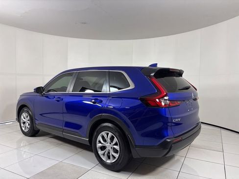 Used 2024 Honda CR-V LX image 3