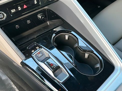 New 2025 Audi Q5 Premium Plus image 29