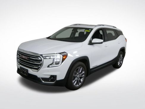 Used 2023 GMC Terrain SLT w/ Tech Package AWD/4WD image 7
