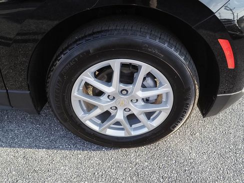 Used 2023 Chevrolet Equinox LT FWD image 35