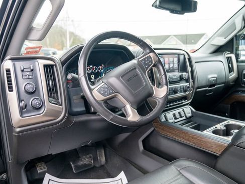 Used 2018 GMC Sierra 2500 Denali w/ Duramax Plus Package image 22