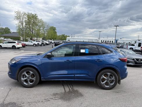 Used 2023 Ford Escape ST-Line AWD/4WD image 6