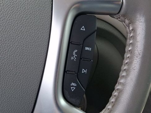 Used 2016 Chevrolet Traverse LT w/ Style and Technology Package AWD/4WD image 23
