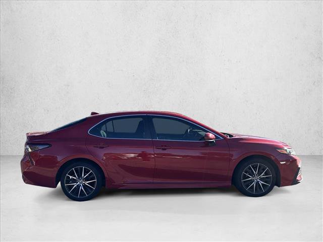 Used 2024 Toyota Camry SE w/ Convenience Package FWD image 4