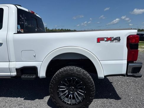 Used 2023 Ford F250 Lariat w/ Lariat Ultimate Package AWD/4WD image 4