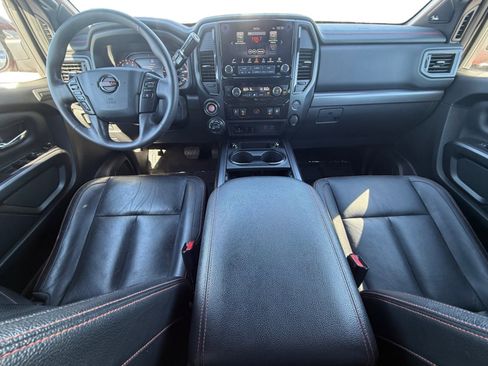 Used 2022 Nissan Titan PRO-4X w/ Pro-4x Convenience Package image 12