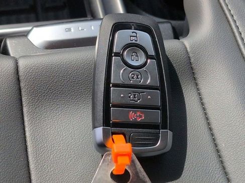 New 2026 Ford Expedition Active image 33