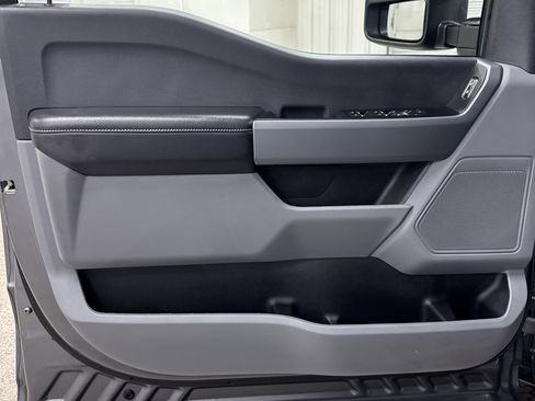 Used 2024 Ford F250 XL w/ STX Appearance Package image 5