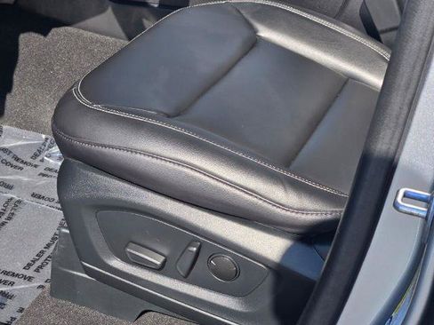 Certified 2023 Ford Explorer XLT w/ Equipment Group 202A AWD/4WD image 24