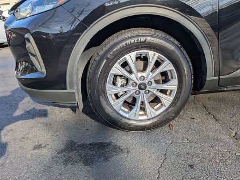 Used 2025 Ford Escape Active image 31