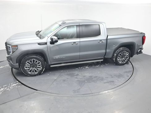 Used 2023 GMC Sierra 1500 Denali Ultimate AWD/4WD image 33