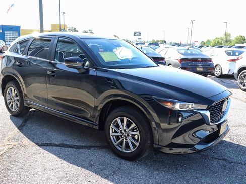 Used 2025 MAZDA CX-5 AWD 2.5 S w/ Select Package image 3