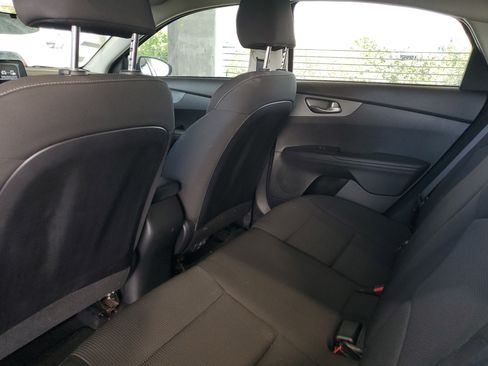 Used 2020 Kia Forte LXS FWD image 10