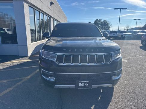 Used 2023 Jeep Wagoneer Series II image 3