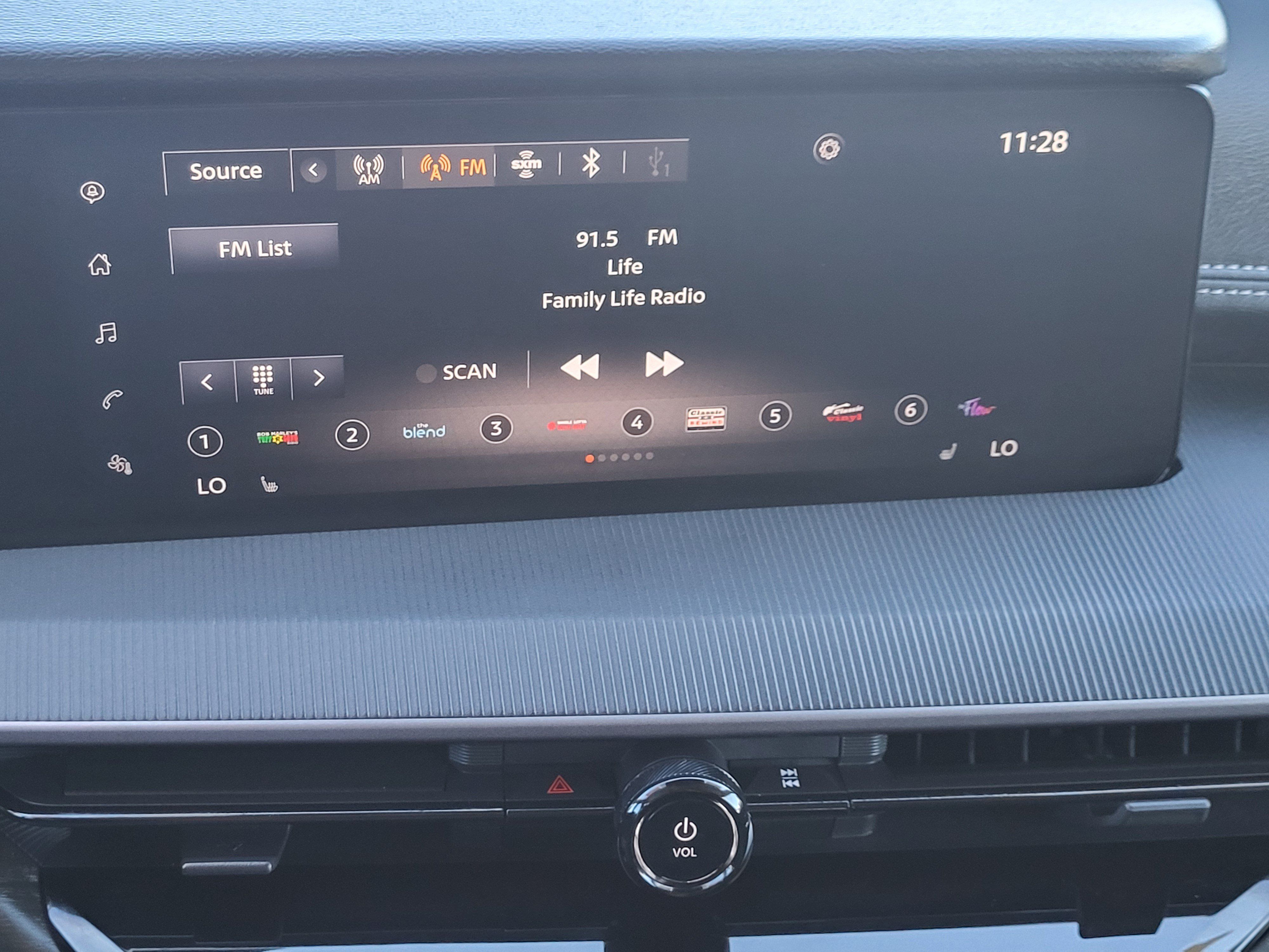 Certified 2025 Nissan Murano SV AWD/4WD image 18