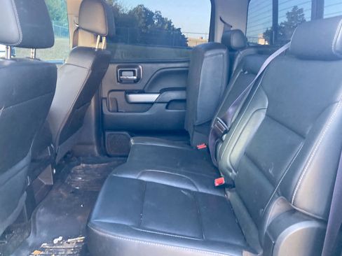 Used 2017 Chevrolet Silverado 2500 LT w/ Midnight Edition AWD/4WD image 5