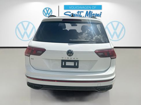 Used 2023 Volkswagen Tiguan SE R-Line FWD image 6