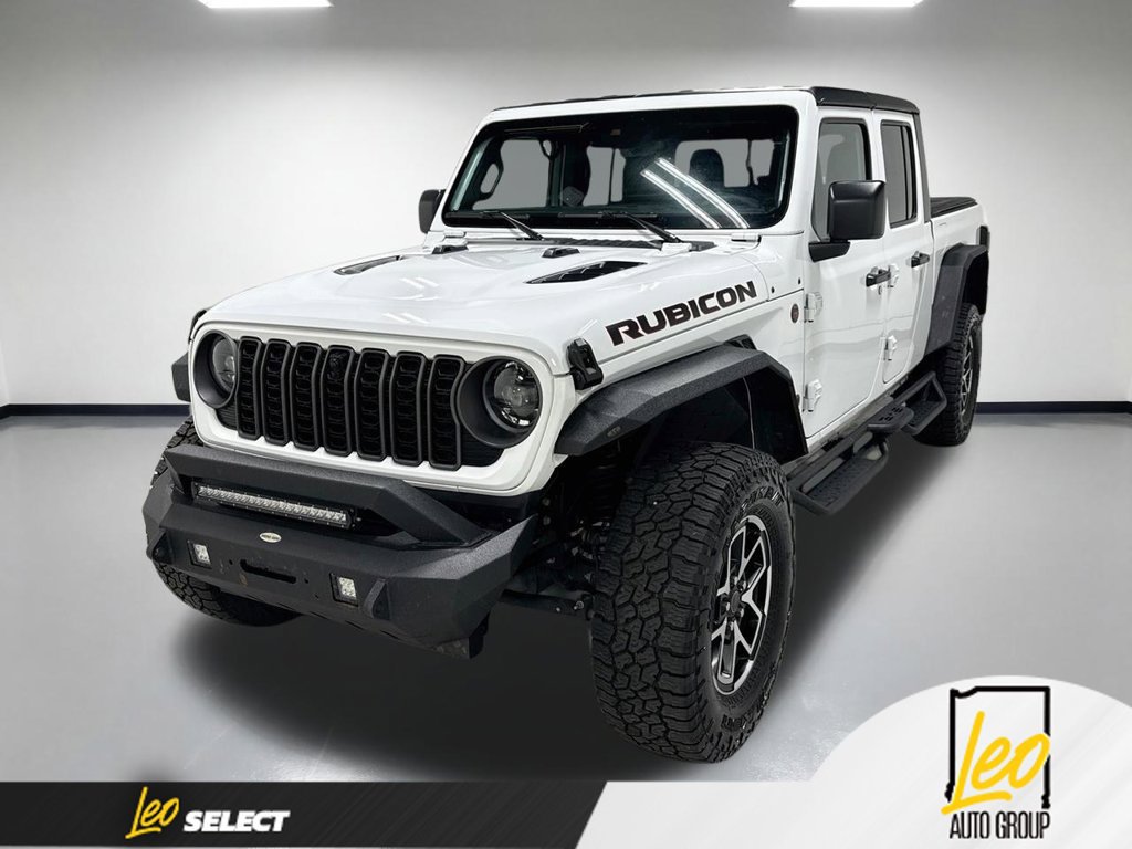 Used 2024 Jeep Gladiator Rubicon w/ Technology Group AWD/4WD image 1