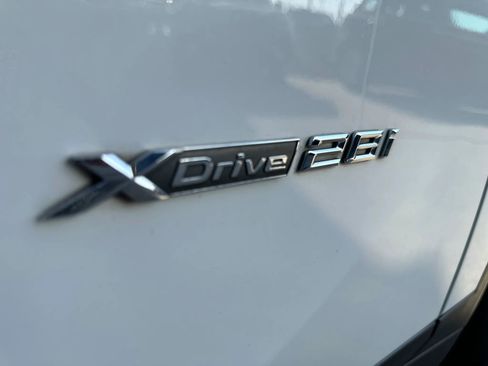 Used 2016 BMW X1 xDrive28i AWD/4WD image 14