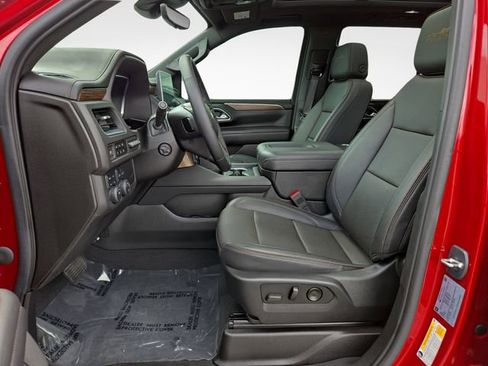 Used 2023 Chevrolet Tahoe High Country AWD/4WD image 15