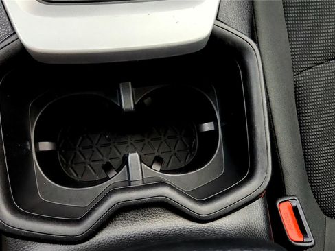 Used 2023 Toyota RAV4 LE image 34